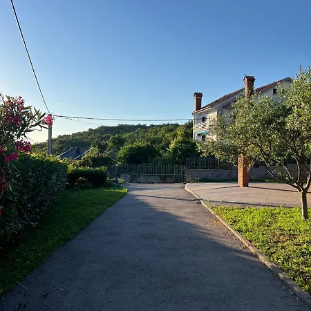 펜션 Whole House Forest-yard And Bbq, Private Parking